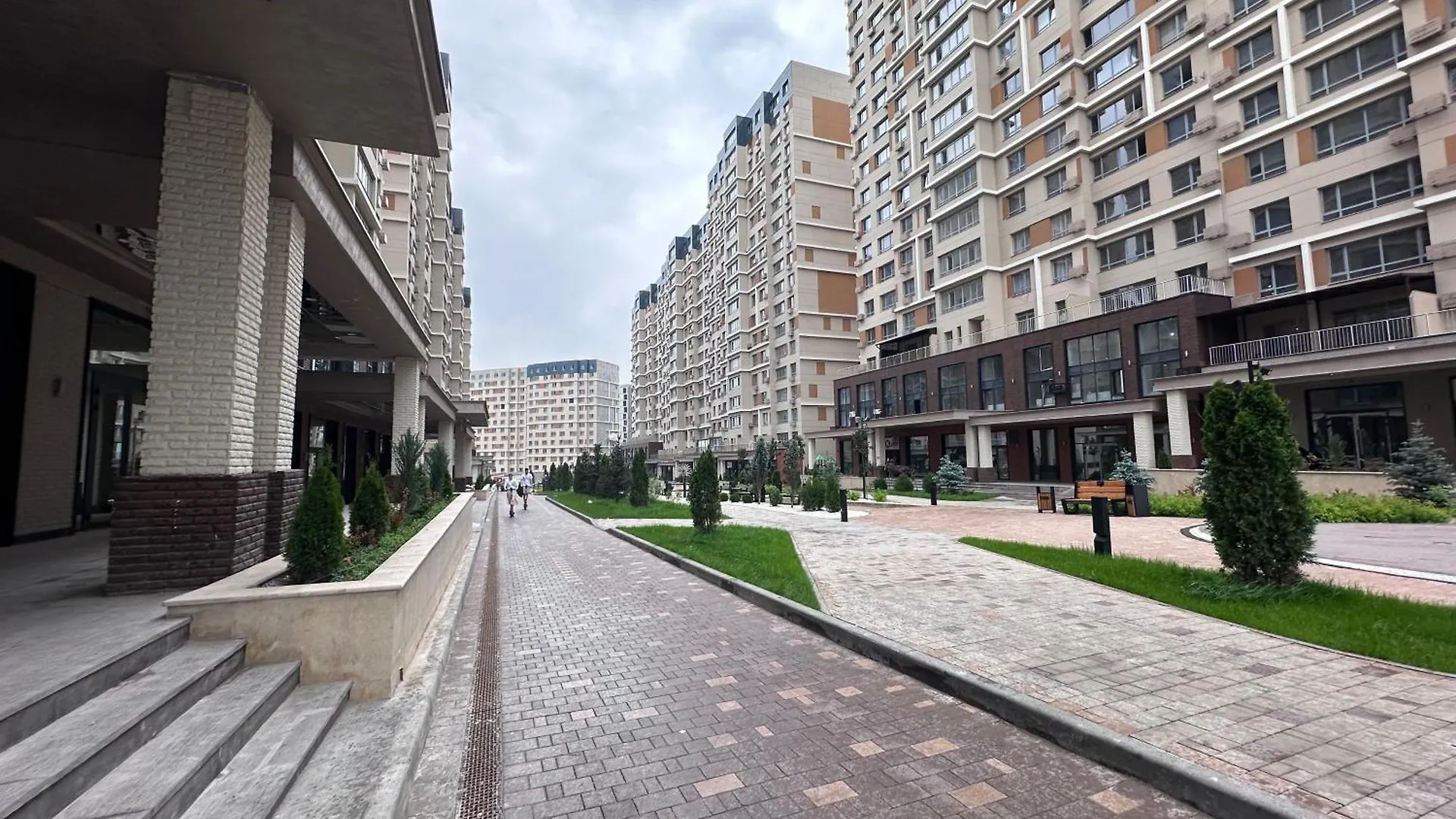 Новая Двухкомнатная Квартира Жк Rams City Улица Утепова 31 Almaty 0*,  Kazakhstan